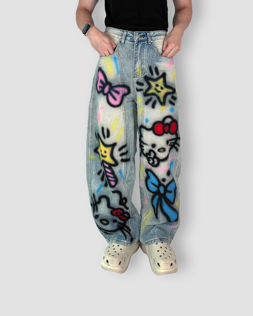 Denim Jeans ‘Hello Kitty Punk Graffiti’ Loose Fit - Light Wash